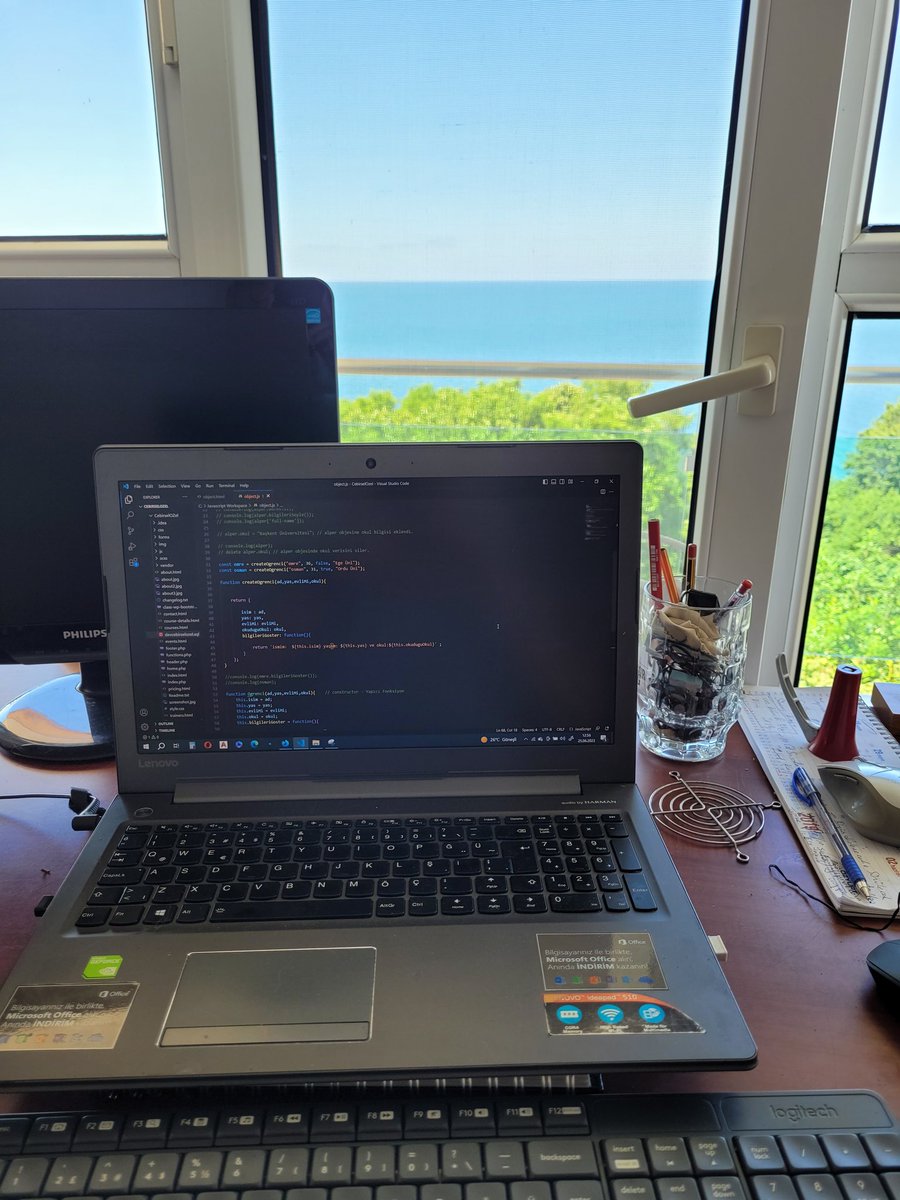 Denize nazır kod yazıyorum. #javascript