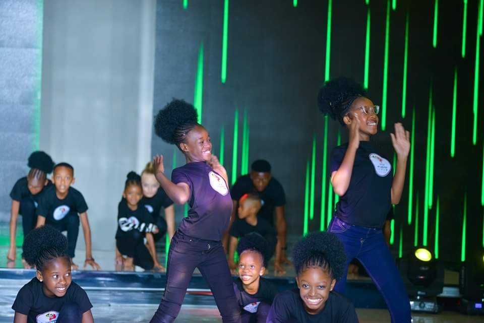LMM_Africa's tweet photo. LMMA 2023 CONTINENTAL FINAL | CONTESTANTS' OPENING ACT
8 African Countries  8 different dance showcases  One stage  
Teams:  Zambia 🇿🇲🇿🇲 | South Sudan 🇸🇸 🇸🇸 | Kenya 🇰🇪 🇰🇪 | Uganda 🇺🇬 🇺🇬 | Botswana🇧🇼🇧🇼 | South Africa🇿🇦 🇿🇦 |Zimbabwe🇿🇼🇿🇼 | Nigeria🇳🇬🇳🇬. https://t.co/qvl3Hz9mUj