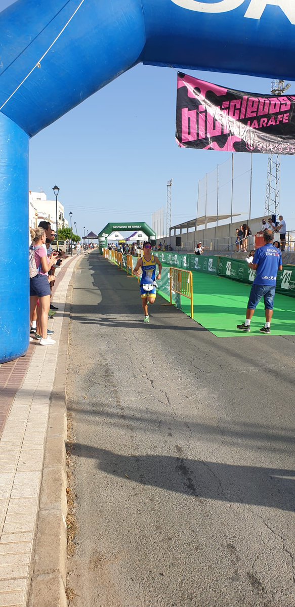 psoealcalario's tweet photo. I Triatlón de Menores Alcalá del Río

Desarrollándose hoy por primera vez en nuestro municipio esta competición enmarcada dentro del IV Circuito Provincial de Menores tras los meses de preparación entre el Equipo de Gobierno socialista, Club Isbylia y Federación. https://t.co/g4cp6dcY0u