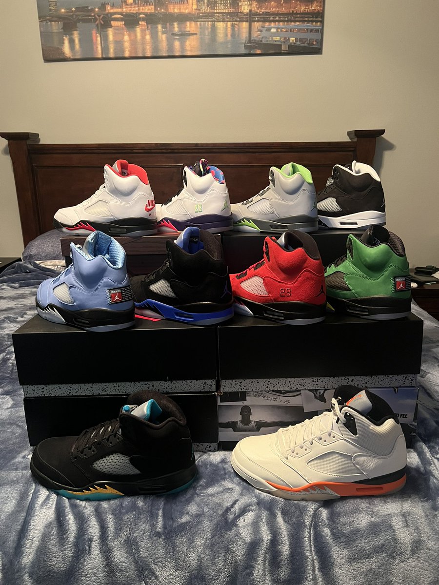 I’m not a reseller and I’m not looking to make some huge profit off anybody. I think retail for all DS Sz 11 would be fair if I sell. #jordan #nike #retweet #repost #sneakerhead #collection #sneaker