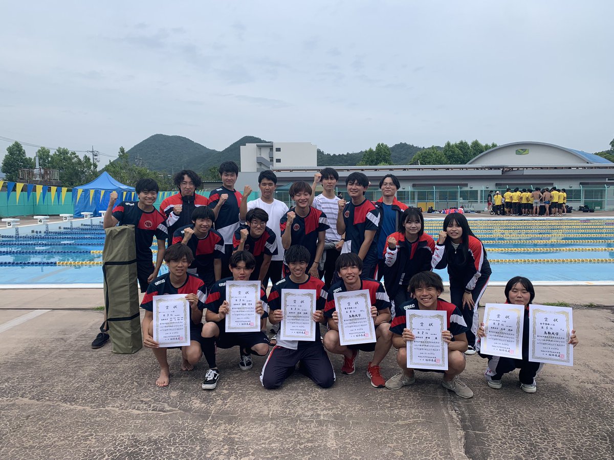 2023.6.24-25 五大

2日間にわたる大会、お疲れ様でした！
暑い中でしたが、大学の垣根なく、声援が飛び交うアットホームな雰囲気でした😊
自己ベスト更新、全国出場決定、入賞した方もおり皆さんよく頑張っていました！
3年生の引退まで残すはインカレのみ！
全力が出せるよう全力でサポートします💪