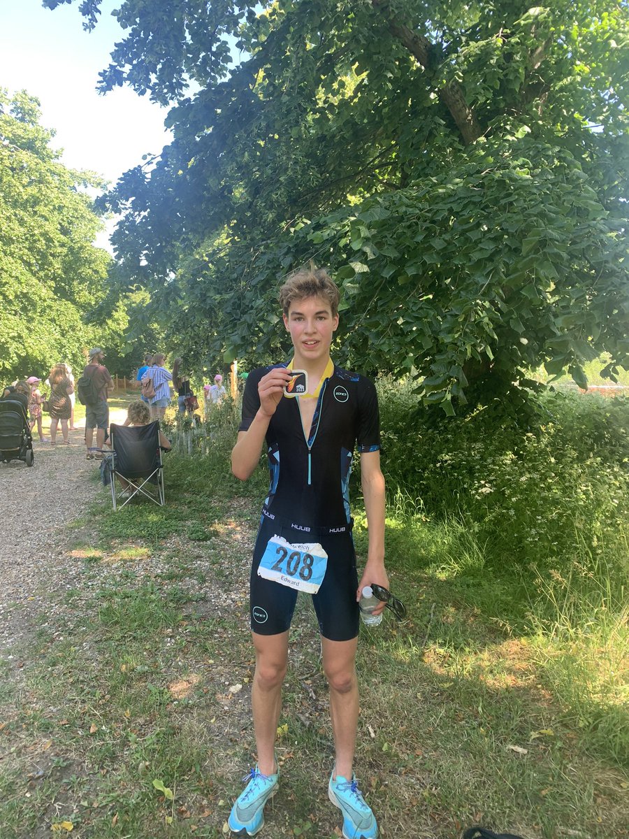Smashed it 👊🏻 The Tri adventure has started! Thank you @NorwichTri for such a well organised and welcoming event.  #proudparent #trimum #youngathlete #goals @APHS_PE