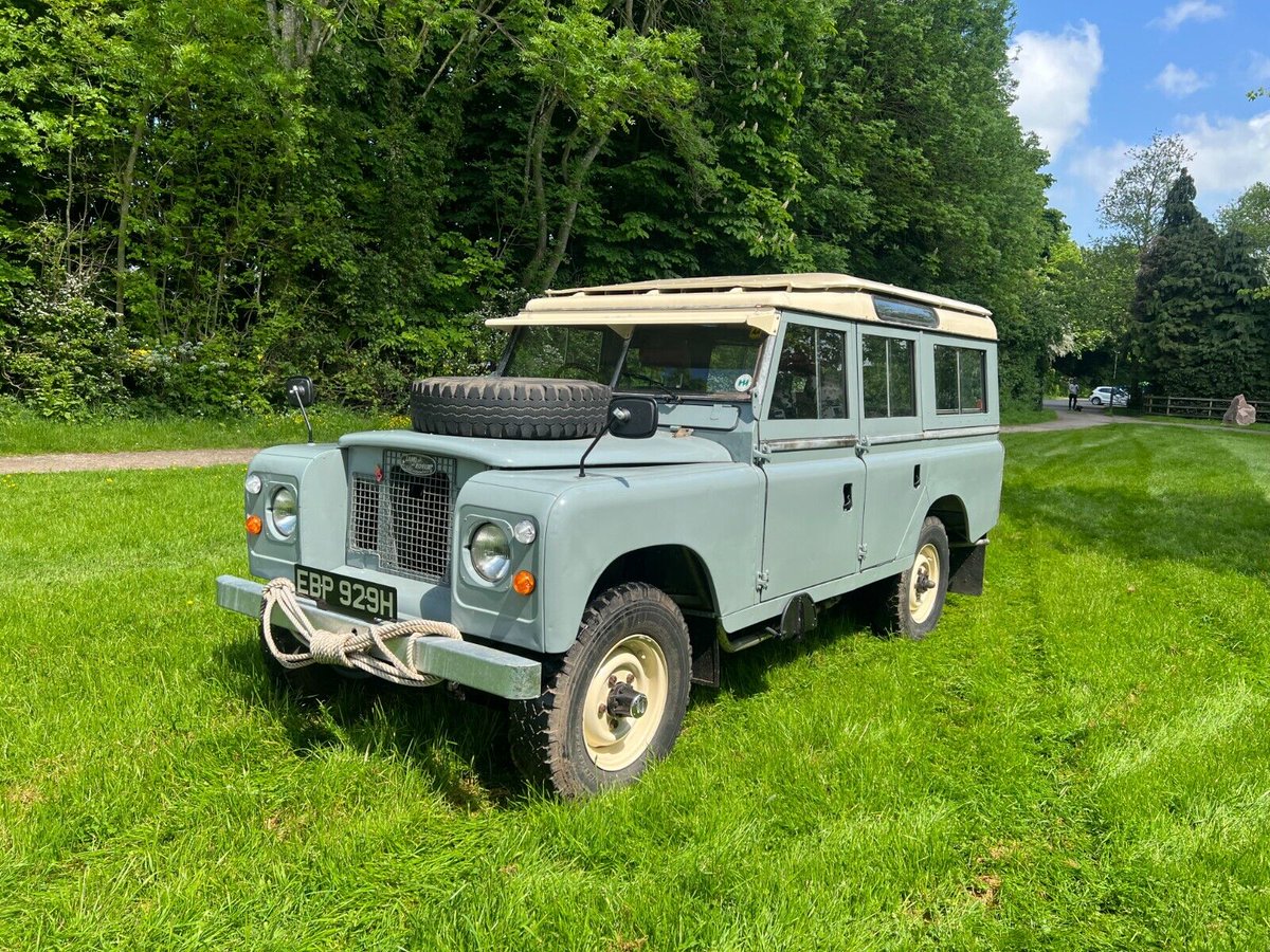 Ad - 1969 LAND ROVER SERIES 2A 109 SAFARI STATION WAGON
On eBay here -->> ow.ly/VK3a50OWtJS

#landrover #series2a