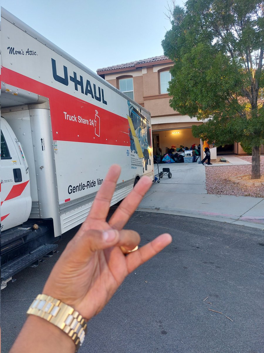 Web3GangGeneral's tweet photo. turn all that energy you put in them Zoom calls into money....&amp; go buy some family inspiration &amp; exercise the value of ownership....don't be a nigga that just talk and talk and talk with zero actions. If I said it...I meant it 😉 Keep watchN #ImReallyHim https://t.co/jOI4RaBTS3