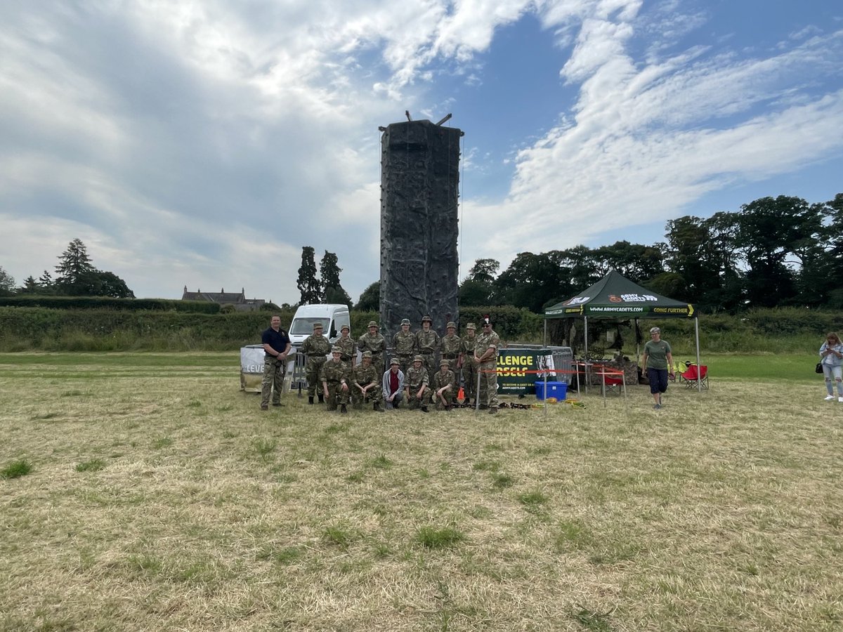 NACF_WALL's tweet photo. Community Engagement today, Prudhoe Detachment along with the Climbing Wall team at the CHUF (Children Heart unit) fund raising event 👍💂‍♀️ https://t.co/8Ck39s8k79