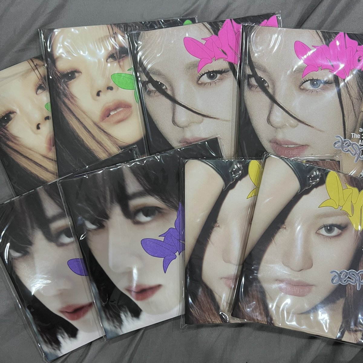 pptheb8's tweet image. Aespa my world sealed album
RM25/ea 
Have 3 pieces for each member
EM 8 WM10 (flexi)
Dm me if interested 
#pasaraespa