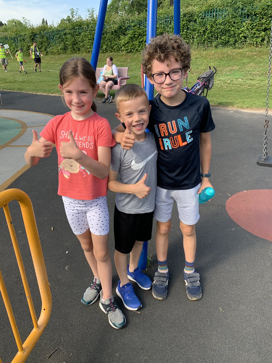 TheEllisSport's tweet photo. Lovely to bump into children from @TheEllisPrimary whilst they’re being active out of school. Well done to these superstars for taking part in @juniorparkrunUK 🏃‍♀️ 🏃🏻‍♂️ https://t.co/YJkE8QRUtm