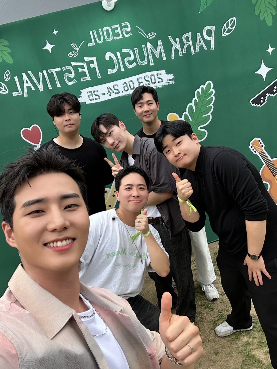 [ #DAY6_BEHIND ]

시원시원 천둥 호랑이 창법으로
서울파크뮤직페스티벌을 뒤집어 놓은 Young K🐅⚡️

뜨거운 날씨에도 함께해줘서 고마워요 My Day❤️‍🔥

#DAY6 #데이식스
#YoungK
#서울파크뮤직페스티벌 #SPMF2023