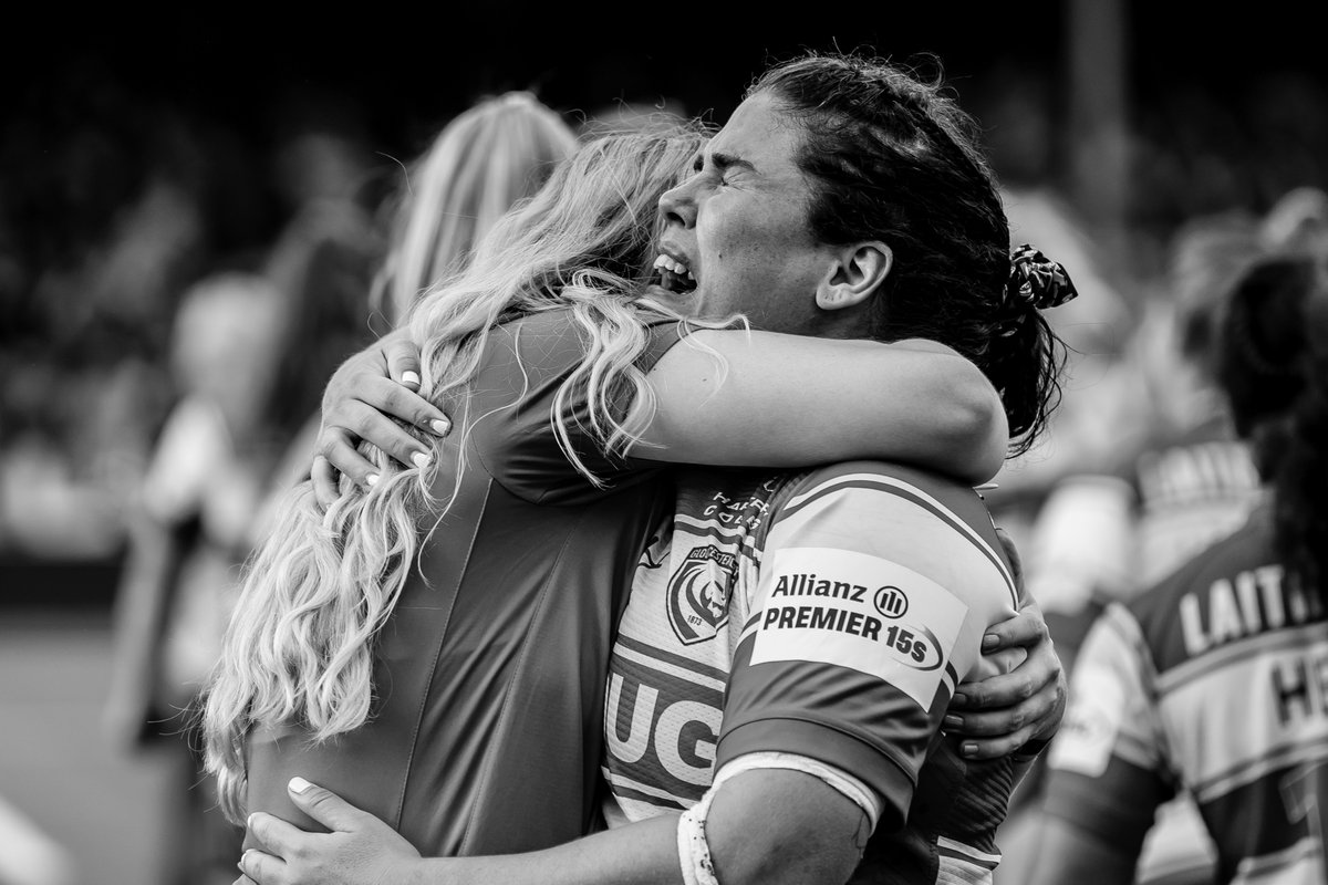 10 𝐄𝐏𝐈𝐂 @Glos_PuryWRFC celebration shots... [📸 creds: @benlumleyphoto] #Premier15s 🧵