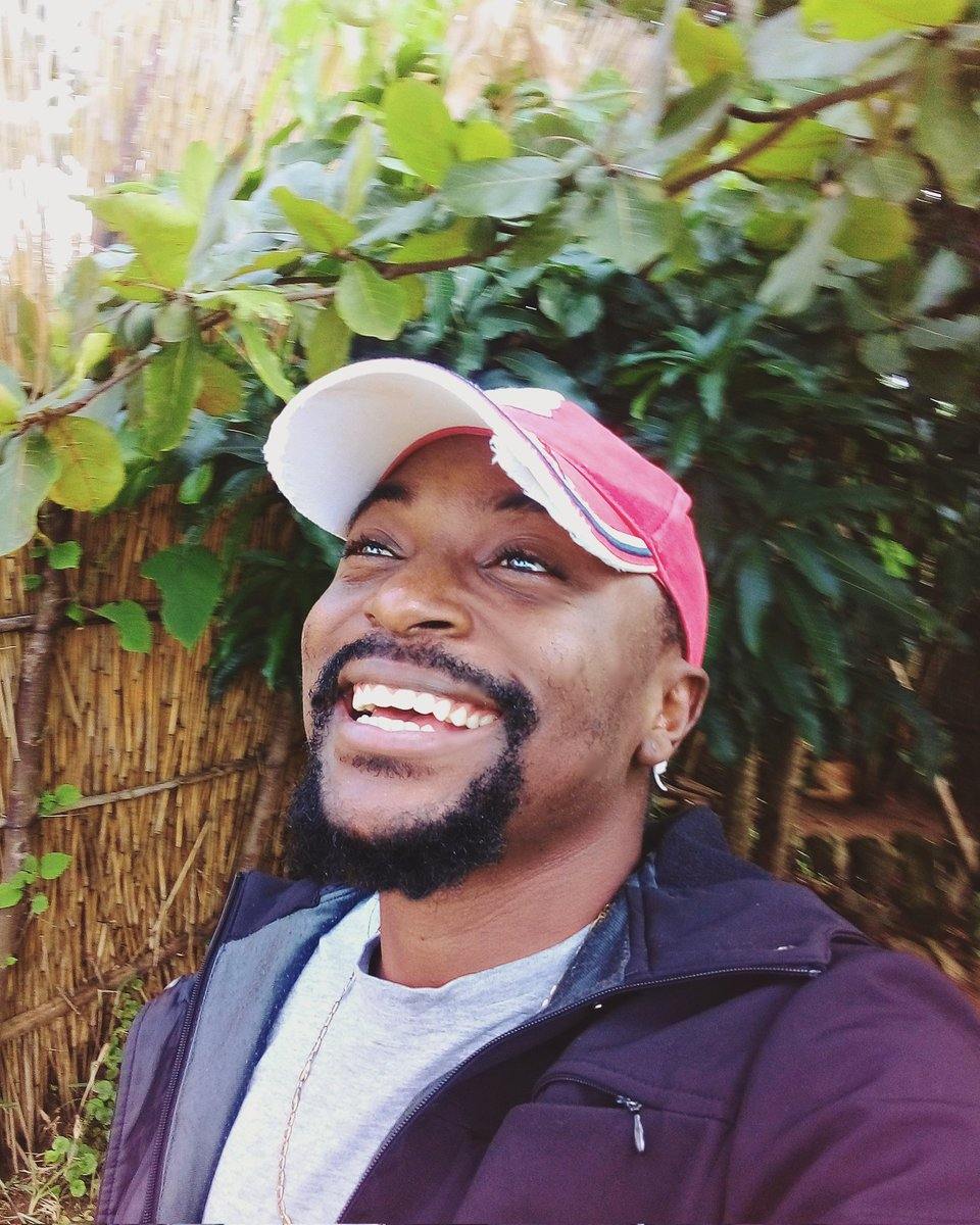 Brandon86701289's tweet image. 🙉🙉 #goldenretrieverlife #labrador #babydog  
Original: Kasi_Foreign