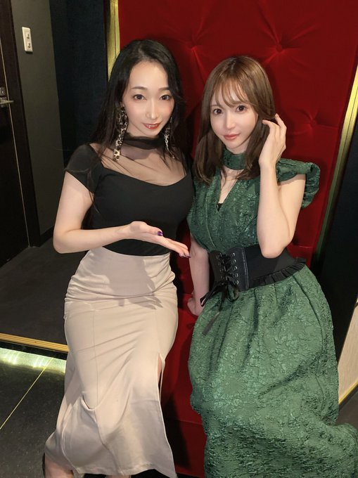 以前、ラウンジ蓮実クレアに初来店いただいた天使もえちゃんと撮った2ショット！ かわゆい！顔小さすぎる🥺❤️ たくさんおしゃべりできて幸せでした✨ https://t.co/kDiFIAMKS1<a href="/tag/%E5%89%8D%E6%92%AE%E3%81%A3%E3%81%9F%E3%82%84%E3%81%A4"class="tags"><span>#前撮ったやつ</span></a>