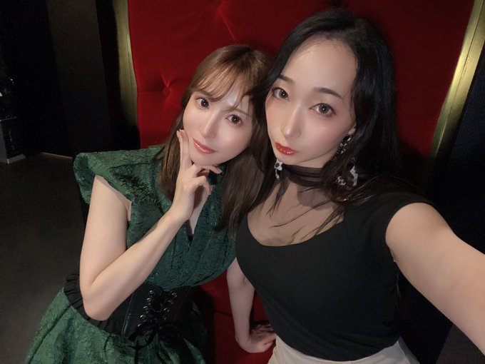 以前、ラウンジ蓮実クレアに初来店いただいた天使もえちゃんと撮った2ショット！ かわゆい！顔小さすぎる🥺❤️ たくさんおしゃべりできて幸せでした✨ https://t.co/kDiFIAMKS1<a href="/tag/%E5%89%8D%E6%92%AE%E3%81%A3%E3%81%9F%E3%82%84%E3%81%A4"class="tags"><span>#前撮ったやつ</span></a>