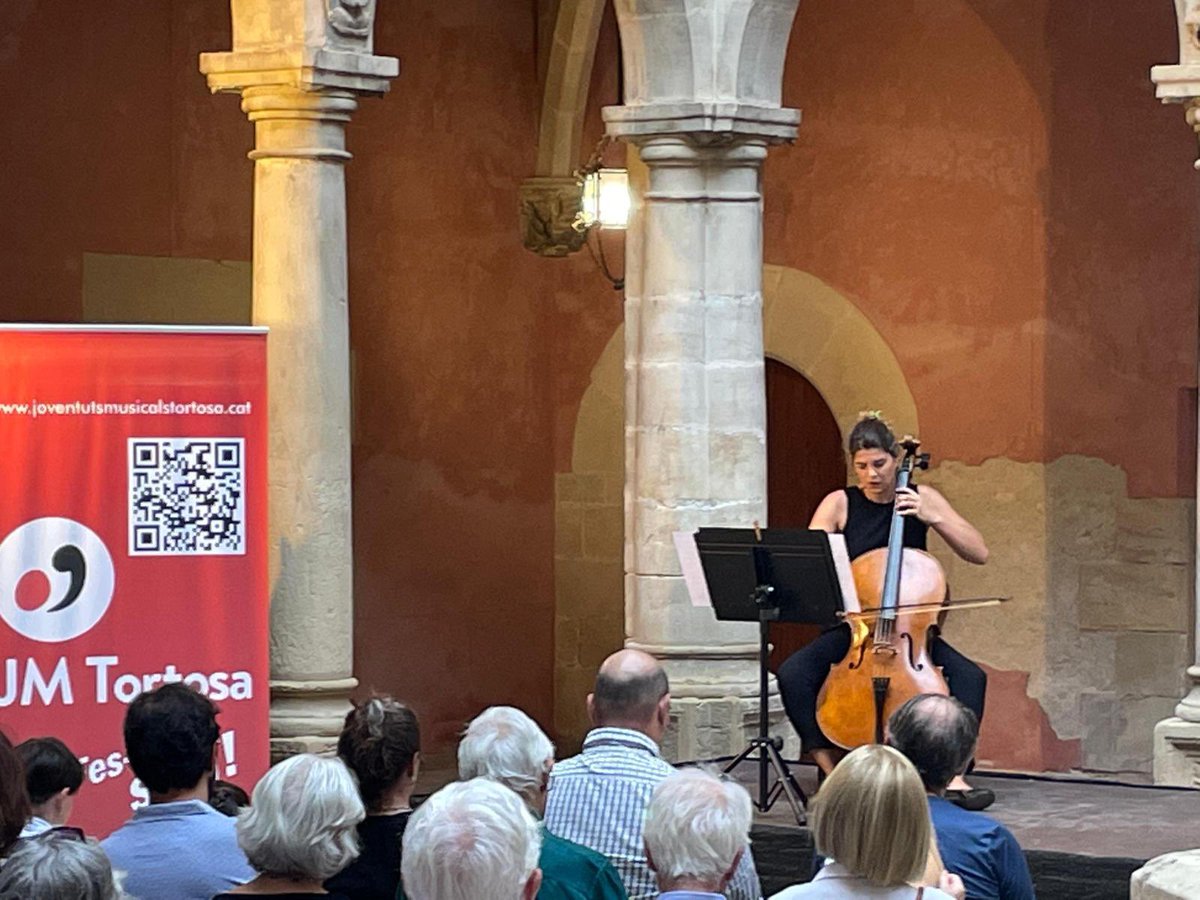 JJMMTortosa's tweet photo. Magnífic concert ens va oferir Clara Pouvreau. Barroc en estat pur! Moltes gràcies al públic.Tanquem Temporada, desitjant.vos bon estiu. En breu us presentarem la segona Temporada, retrobant-nos al setembre amb noves propostes que esperem siguin del vostre interès! https://t.co/JYOeI57yfs