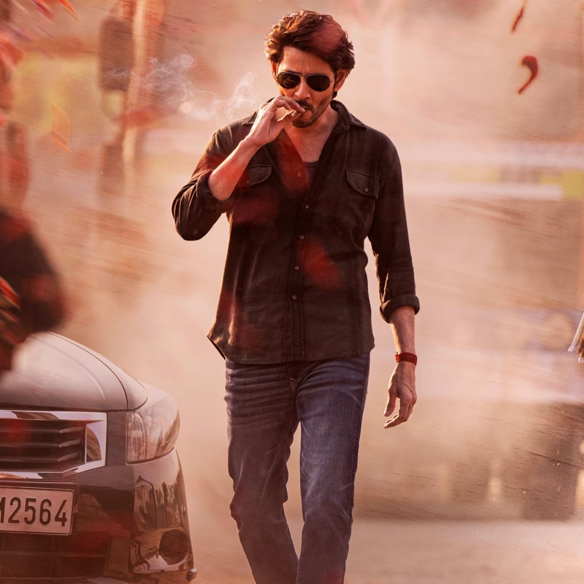 Tollyfilmynews's tweet photo. ⏳🦁

@urstrulyMahesh #GunturKaaram https://t.co/ST1sr9rb05