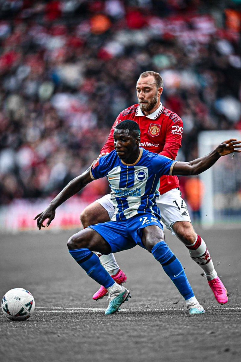 utdehzan's tweet photo. Lets settle it for once…

Like for Caicedo ❤️
RT for Mount 🔄 https://t.co/e5Yrx2W3aC