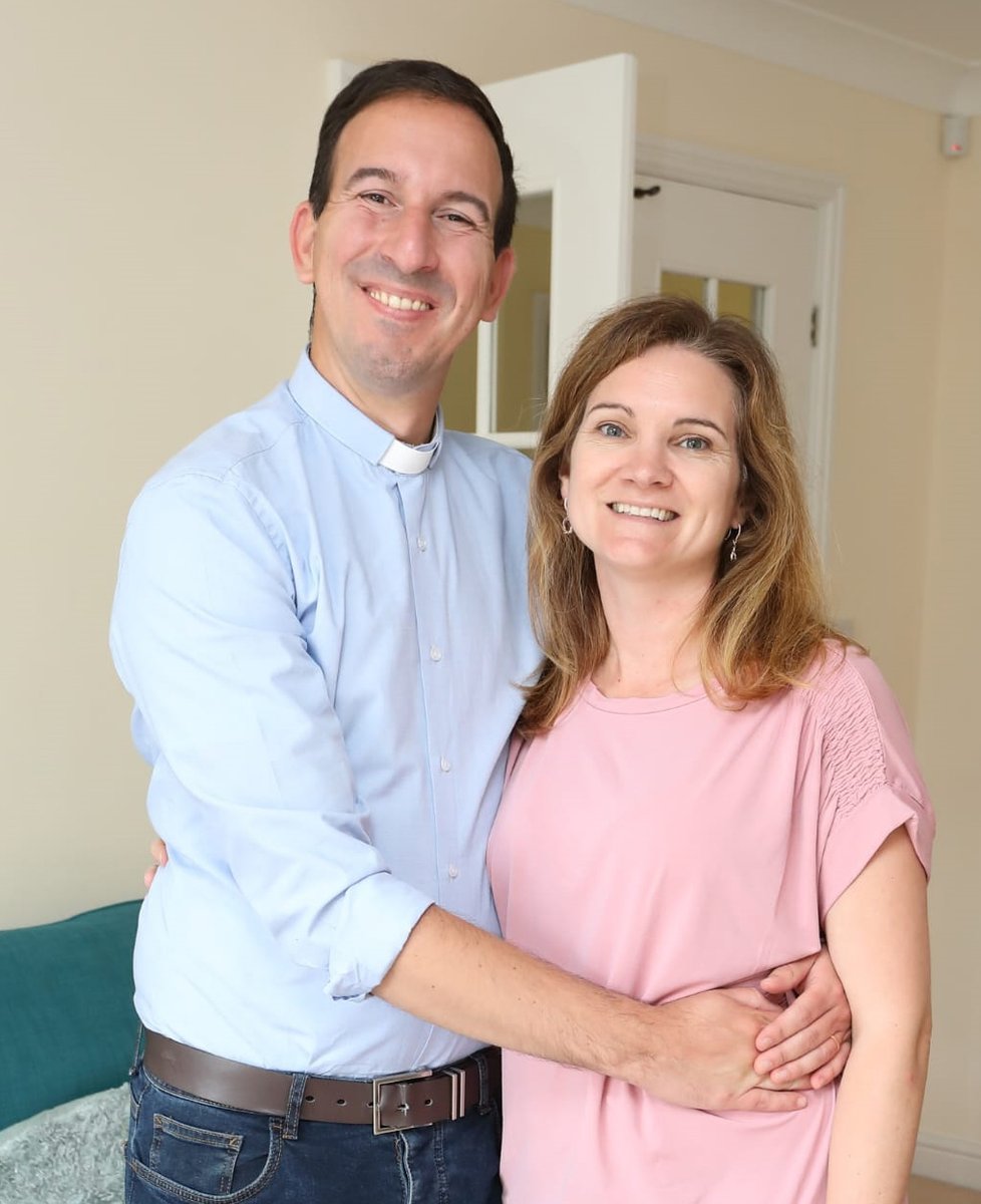 CofEPortsmouth's tweet photo. Bishop Jonathan is delighted to announce the appointment of the Rev Luiz Lima as the new priest-in-charge of St John’s, Locks Heath. Luiz is currently the vicar of Christ Church and St Luke’s in Worksop. He will be licensed on Sept 3. Full details here: https://t.co/F1DTfKdIiT https://t.co/uIbBp8vgjS