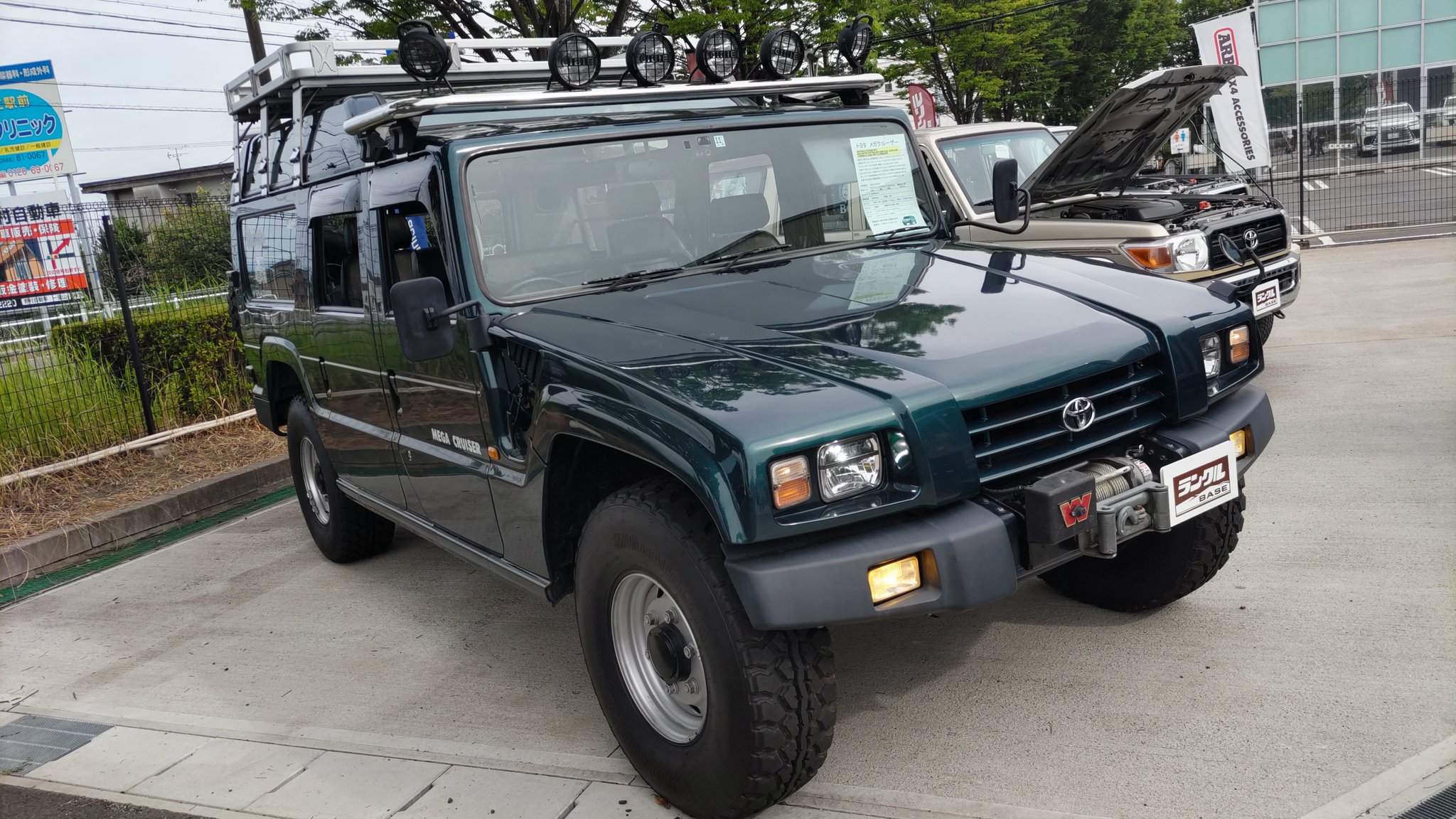 ガウディ　メガクルーザー トヨタ メガクルーザー 4．1ディ―ゼルターボ4WD 後期型の