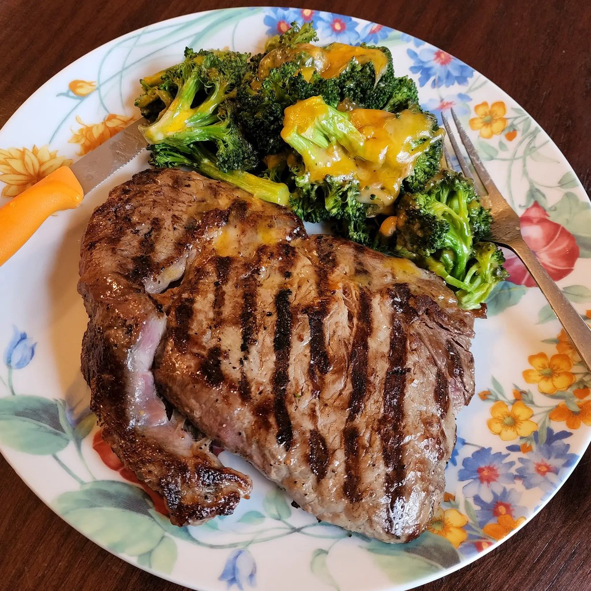 moh_smail's tweet photo. 👩‍🍳 No Grill? 🥩 Recipe For The Perfect Ribeye https://t.co/EItnjyDTOT https://t.co/QeKlSjTEvI