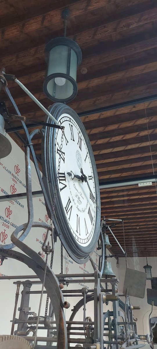 #VYMM ¿Sabes cuál es el primer edificio renacentista de España y uno de los mejores ejemplos que se conservan de esta corriente? Es el Palacio de Santa Cruz, #Valladolid. 📌No olvides incluirlo en tu lista de imprescindibles. Y si no mira su portada plateresca y su claustro.