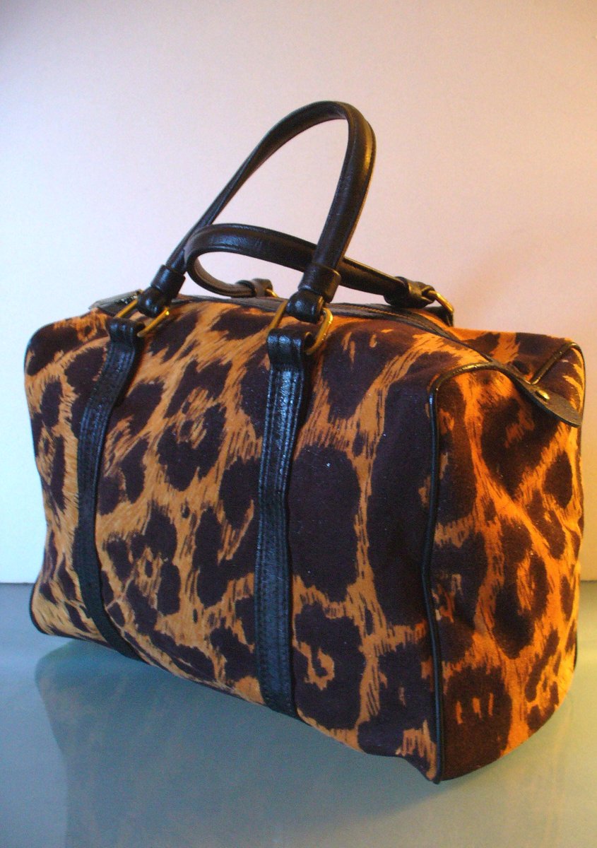 Excited to share the latest addition to my #etsy shop: Leopard Print Leather & Fabric Boston Bag etsy.me/3pu1NmC #drbag #bostonbag #speedy #leopardbag #theoldbagonline #leather #fabric