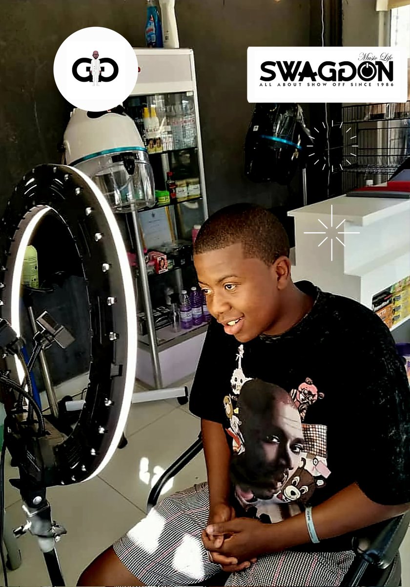 SwaggOnLife's tweet photo. WE'RE OPEN

Professional Hair Salon &amp; Barber Shop
O.M.M. BIDI Business Complex
Bulawayo, Zimbabwe📍
Corner Jason Moyo &amp; 15th Avenue.

+263786936594
+263789819317
+263786248012

#SwaggOnClothing
#SwaggOnLife
#KeepSmilling
#BarbarShop
#HairSalon
#Bulawayo
#Akubhowi https://t.co/Q7TEb3vlol
