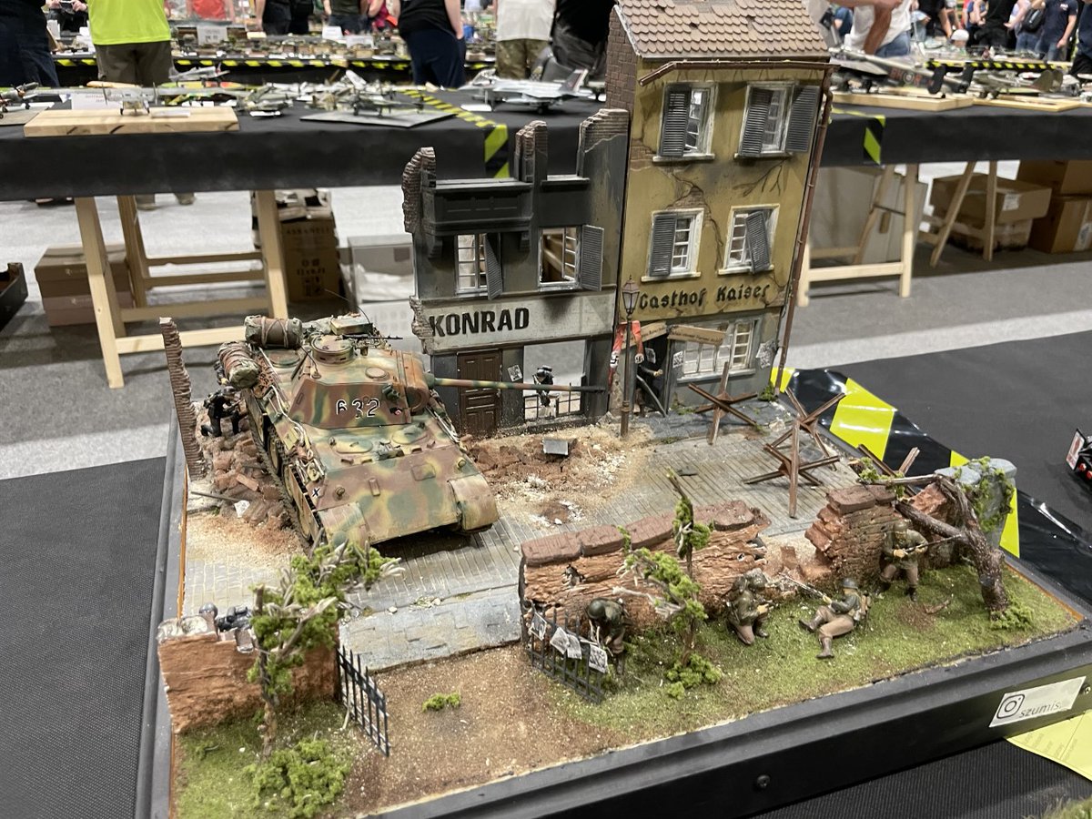 MiniArt Models on Twitter "Used MiniArt Kit 36037 GERMAN STREET