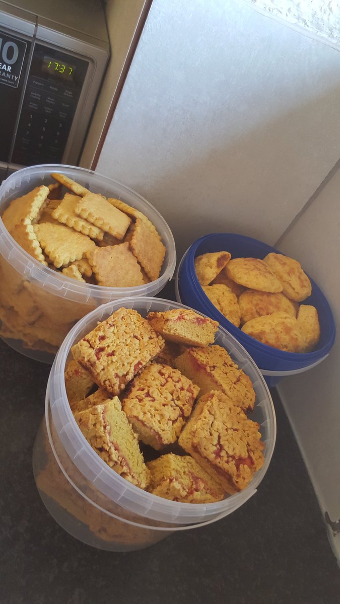 ZNonjiji's tweet image. Please support my hustle ❤