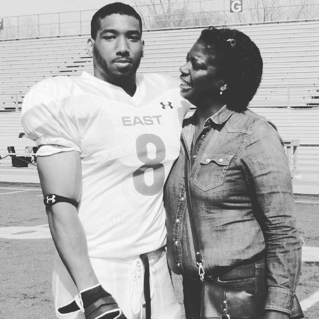 AjdmFoundation's tweet photo. You are still loved
Love
Jacquie Britto
#JUSTICEFORASHTONDICKSON
#STOPGUNVIOLENCE
#speakup
#LLAD https://t.co/9QU4aOBqzQ