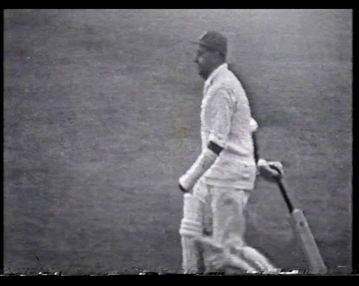 #June25
#60thAnniversary
THE LAST OVER 
England are 227-8, needing 7 off 4 balls...
ENGLAND v WEST INDIES 
2nd TEST MATCH 
DAY 5 
LORD'S 
JUNE 25 1963
youtu.be/YDopqjqIhlA via @YouTube