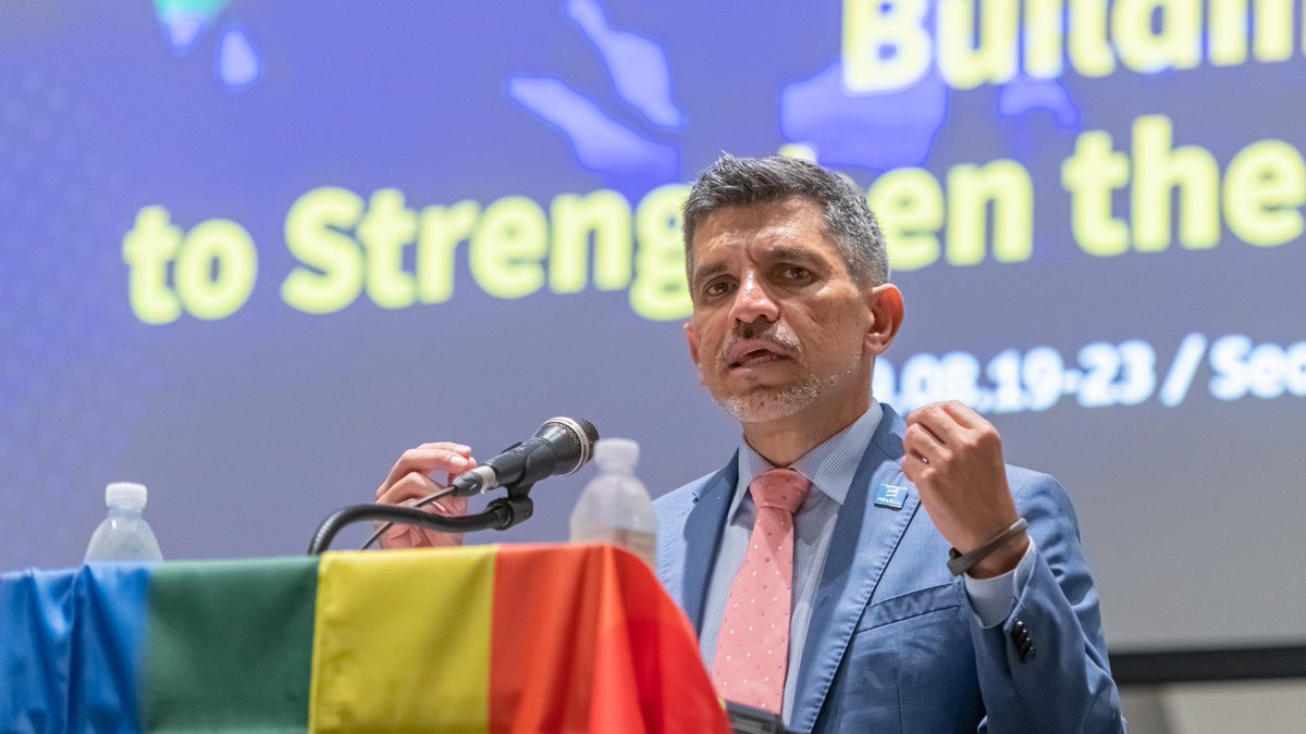 dailyislamist's tweet photo. 🗣️ Birleşmiş Milletler Cinsel Yönelim Uzmanı Victor Madrigal: “Türkiye, LGBT bireylerin yürüyüşüne engel olmamalı” https://t.co/h6qwyAeDZA