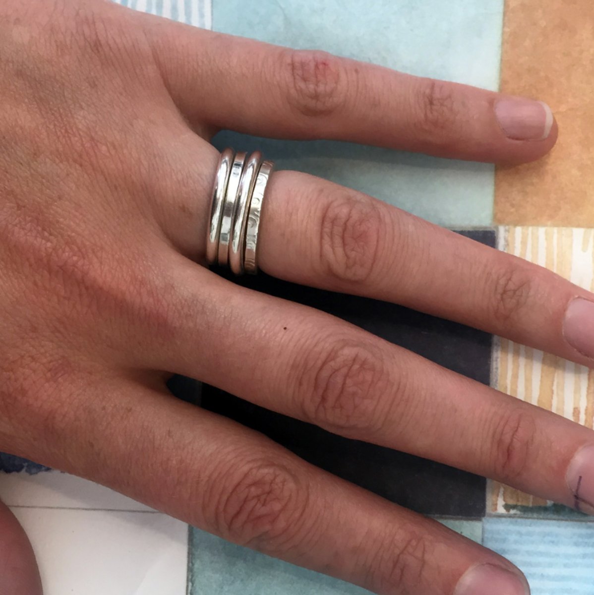 siopiard's tweet photo. Cyrsiau Gemwaith nawr yn fyw ar ein gwefan eto ar ol problemau technegol wythnos diwethaf! 

Jewellery Courses are now live on our website after technical difficulties last week! - https://t.co/r5EPiHpzRW https://t.co/tiggvlspwz