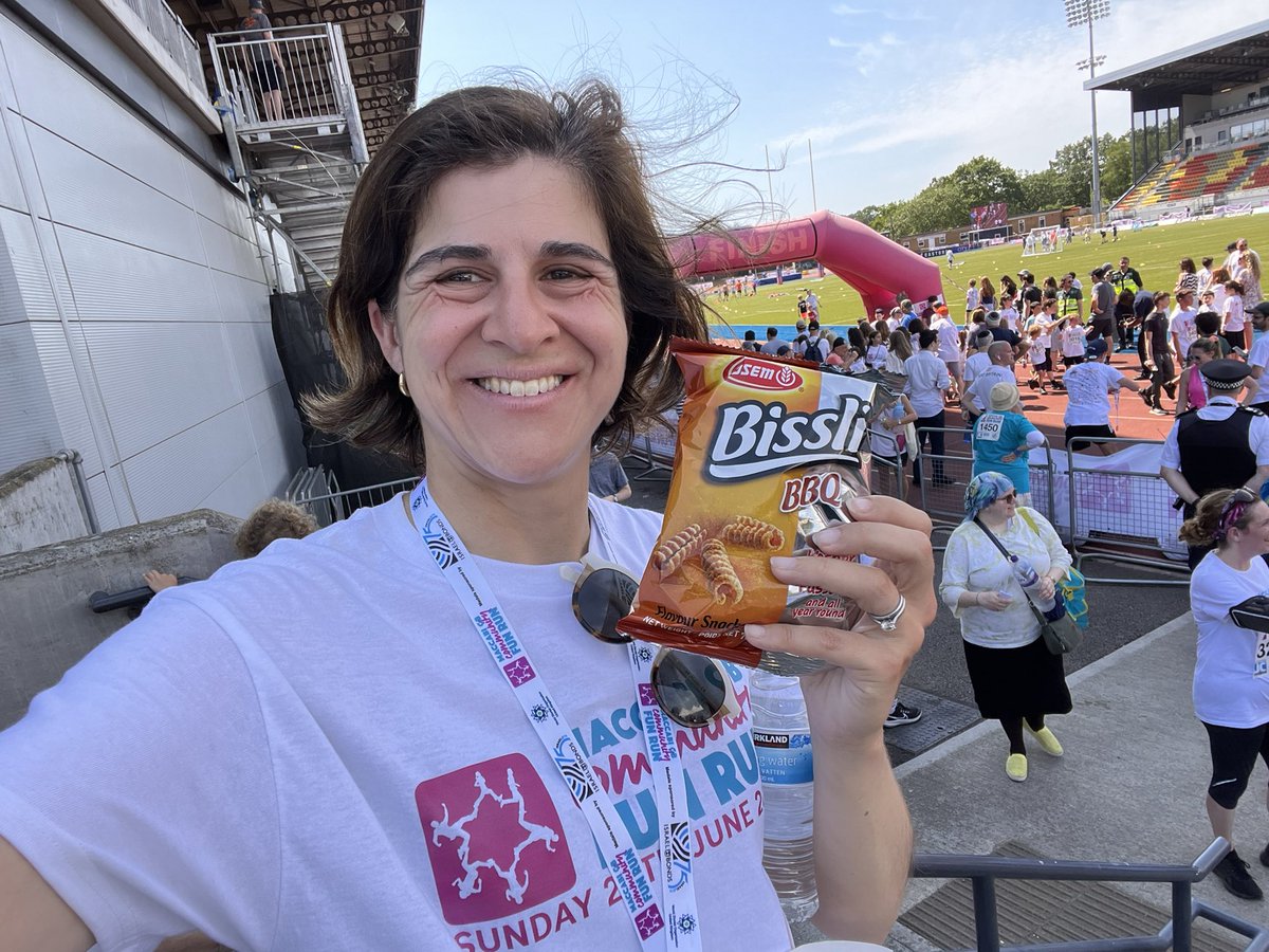 All I can say is that was hot 🥵 

HT to the organisers of <a href="/maccabigb/">Maccabi GB</a> community fun run and to all the amazing charities that are taking part part!

I had so much fun and ran into so many friends. Here are just some of them ⬇️