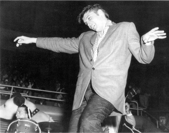 June 25, #Elvis1956
Elvis performed at  Sports Arena, Savannah, Georgia at 7.00 and 9.30 p.m.
Elvis told local reporters: “I can’t believe that music could cause anybody to do anything wrong. And what I’m doing is nothing but music.
#ElvisHistory 
#Elvis2023 
#ElvisPresley