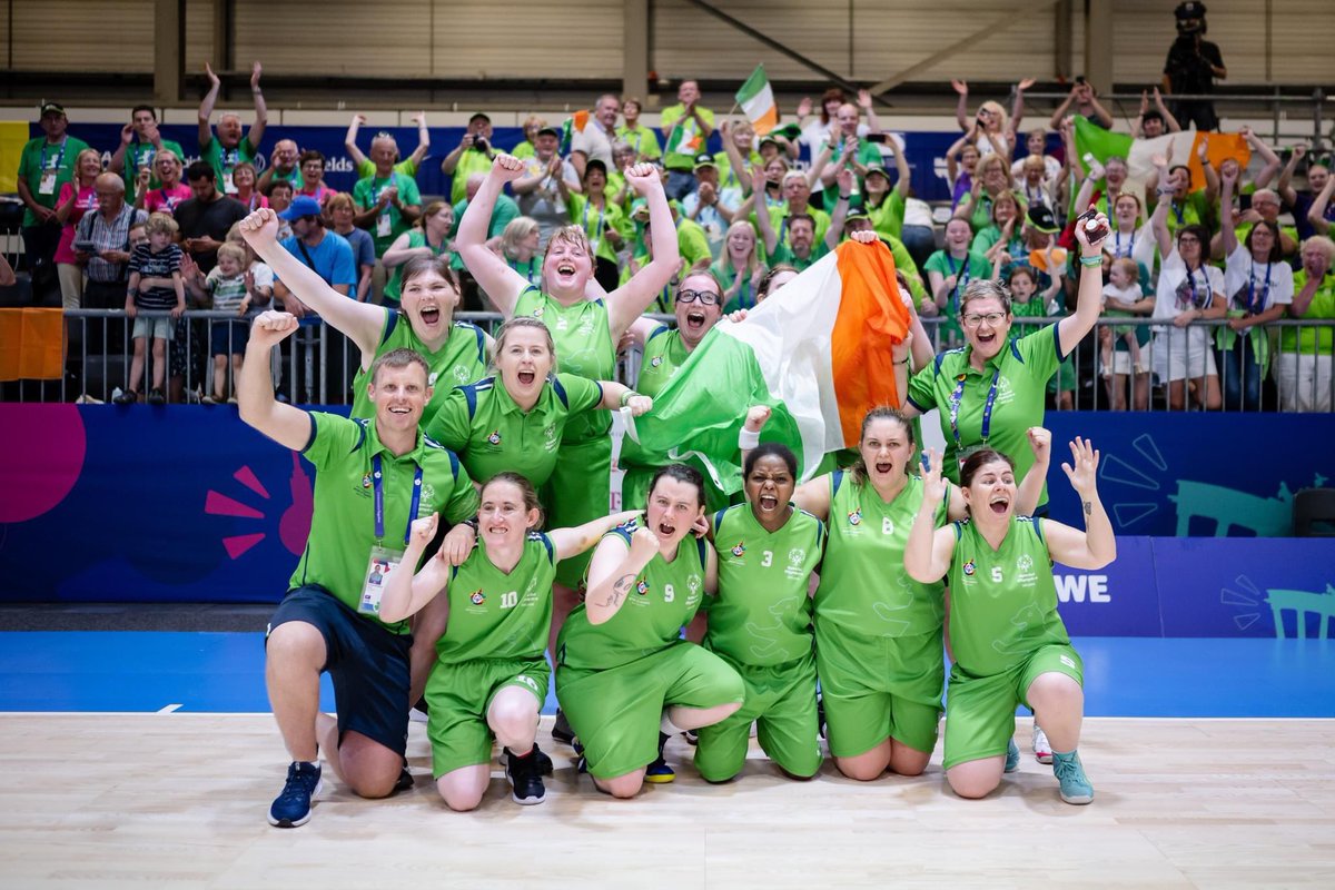 chloefarrell95's tweet image. Team Ireland - Special Olympics World Games Basketball Winners! 

#UnbeatableTogether fits us perfectly, a battle to the end, Ireland we’re bringing GOLD home! 🥇☘️
