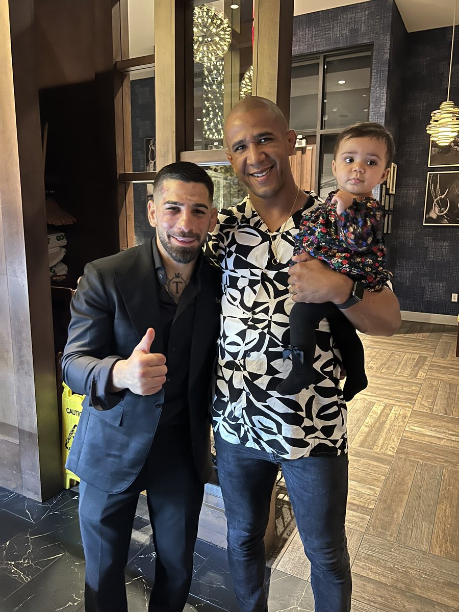 gregory_mma's tweet image. All my respect!!! Congratulations in your big win @Topuriailia #ufc #UFCJacksonville