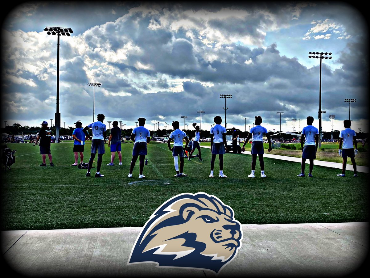 LSOCFootball's tweet image. Proud of this group of kids. They represented Life Oak Cliff well this weekend.  Took a tough loss today to highland park on a last play of the game touchdown.   This group has a chance to do something special. 

“We are proud of you”