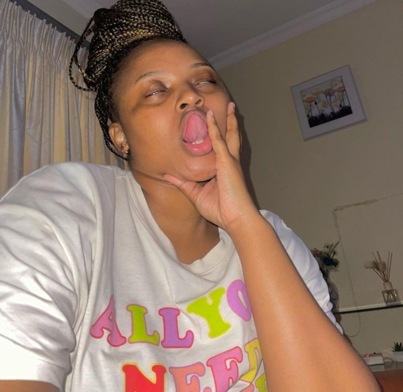 Nele_012's tweet image. Sunday 🙄