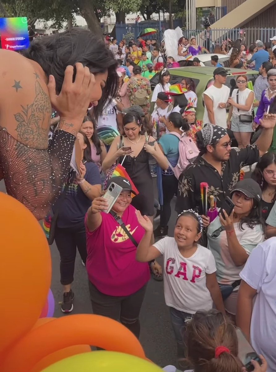 Este mundo está experimentando los días más oscuros desde Sodoma y Gomorra. Lo que es malo e inmoral se ha convertido en "bueno" y lo que es piadoso ha sido pisoteado. Para aquellos que no están en Cristo, será un tiempo de destrucción, PERO para el cristiano verdadero ha llegado