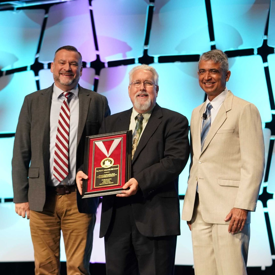 Congratulations are in order for Henry VanBrocklin, PhD, FSNMMI, FSRS, the 2023 recipient of the prestigious SNMMI Paul C. Aebersold Award for outstanding achievement in basic nuclear medicine science. ow.ly/sF3l50OWAT6 #SNMMI23 #NuclearMedicine
