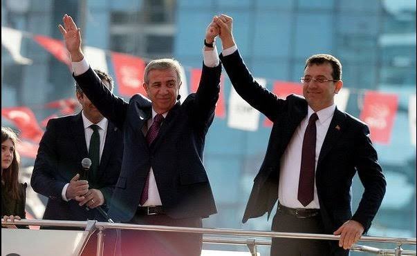 Ankara’yı Mansur Yavaş ile İstanbul’u Ekrem İmamoğlu ile yeniden kazanacağız ! 
Birileri yalnızca avucunu yalamaya devam edecek ! 
Halkın vergileri ile AKP’li yandaşlarınızı fonlamanıza izin vermeyeceğiz !