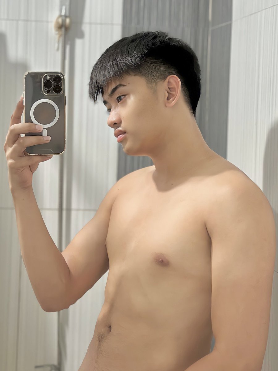 jayveeplopez's tweet photo. 🫣 https://t.co/lrHIa9dJHU