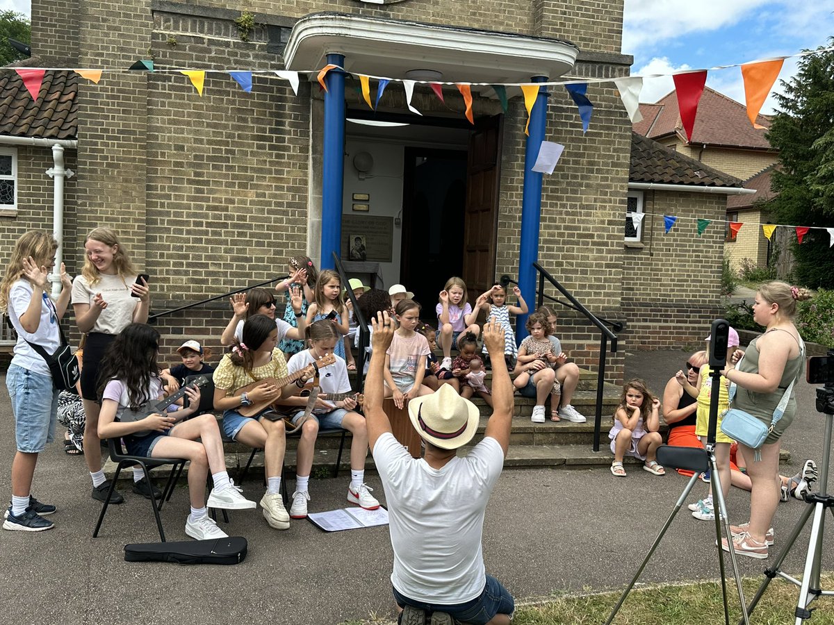 St Peter's Church Grange Park tweet media