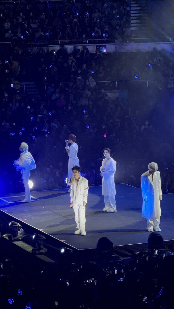 insoji_'s tweet photo. Hands down @SB19Official . I’m one of those who doubted you at first Pero you prove us wrong. You gave us music and use that to believe in you. Now I’m just so happy to be a part of A’tin. I’m so proud of you guys. Thank you 💙 #SB19PAGTATAGWorldTourManila #sb19 #SB19PAGTATAG https://t.co/1ppU10RMnv