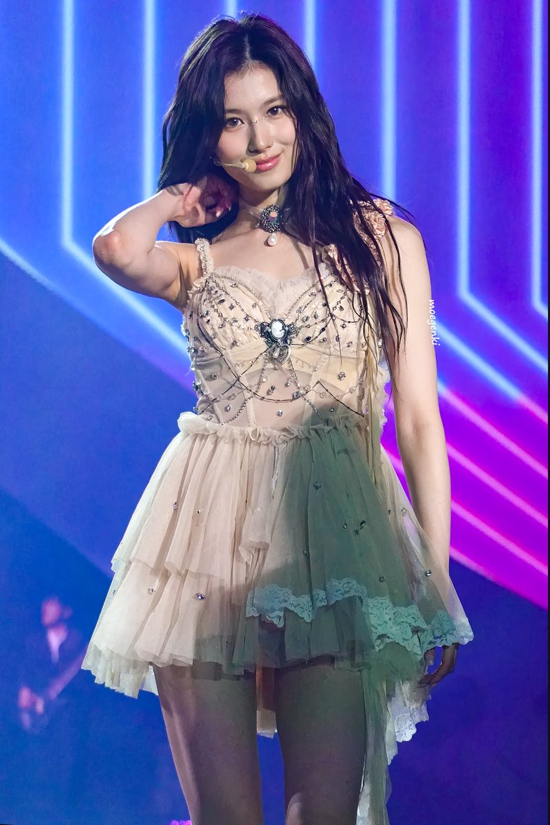 moegenki's tweet photo. Goddess Sana✨
#TWICE #트와이스 #SANA #사나
#TWICE_5TH_WORLD_TOUR #TWICEinDALLAS 
#TWICE_5TH_WORLD_TOUR_IN_DALLAS https://t.co/3mIMDWxz0V