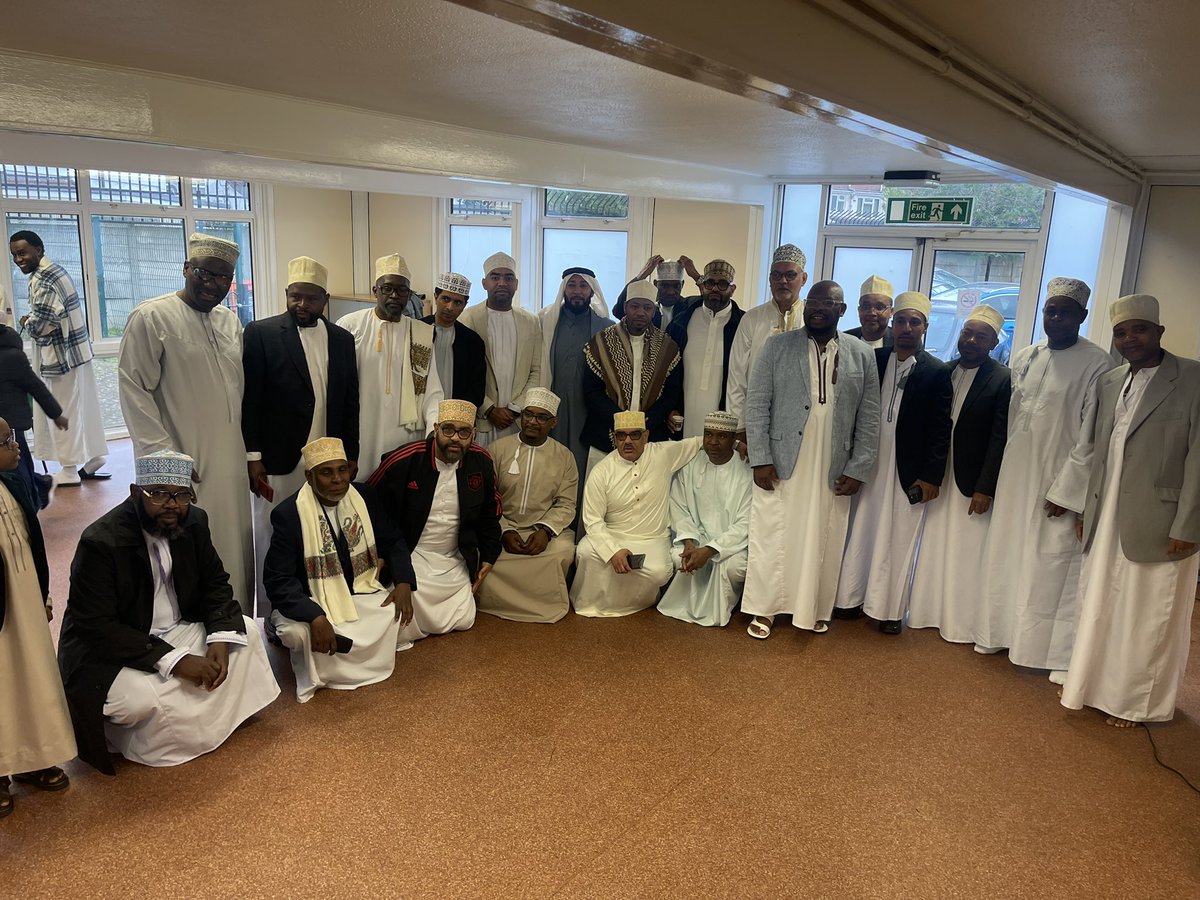 hassankham1s's tweet image. Zanzibar holds a special place in our hearts, and we stand united to protect its beauty, culture, and people. No matter the cost, we are committed to defending Zanzibar&apos;s Identity🛡️ #ZanzibarStrong #UnityInDefense