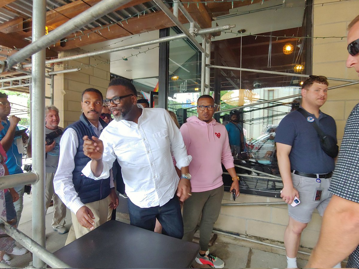 newsnance's tweet photo. Mayor Johnson & Gov Pritzker among politicians at #ChiPride parade @WBBMNewsradio https://t.co/uXhdMSbI5w