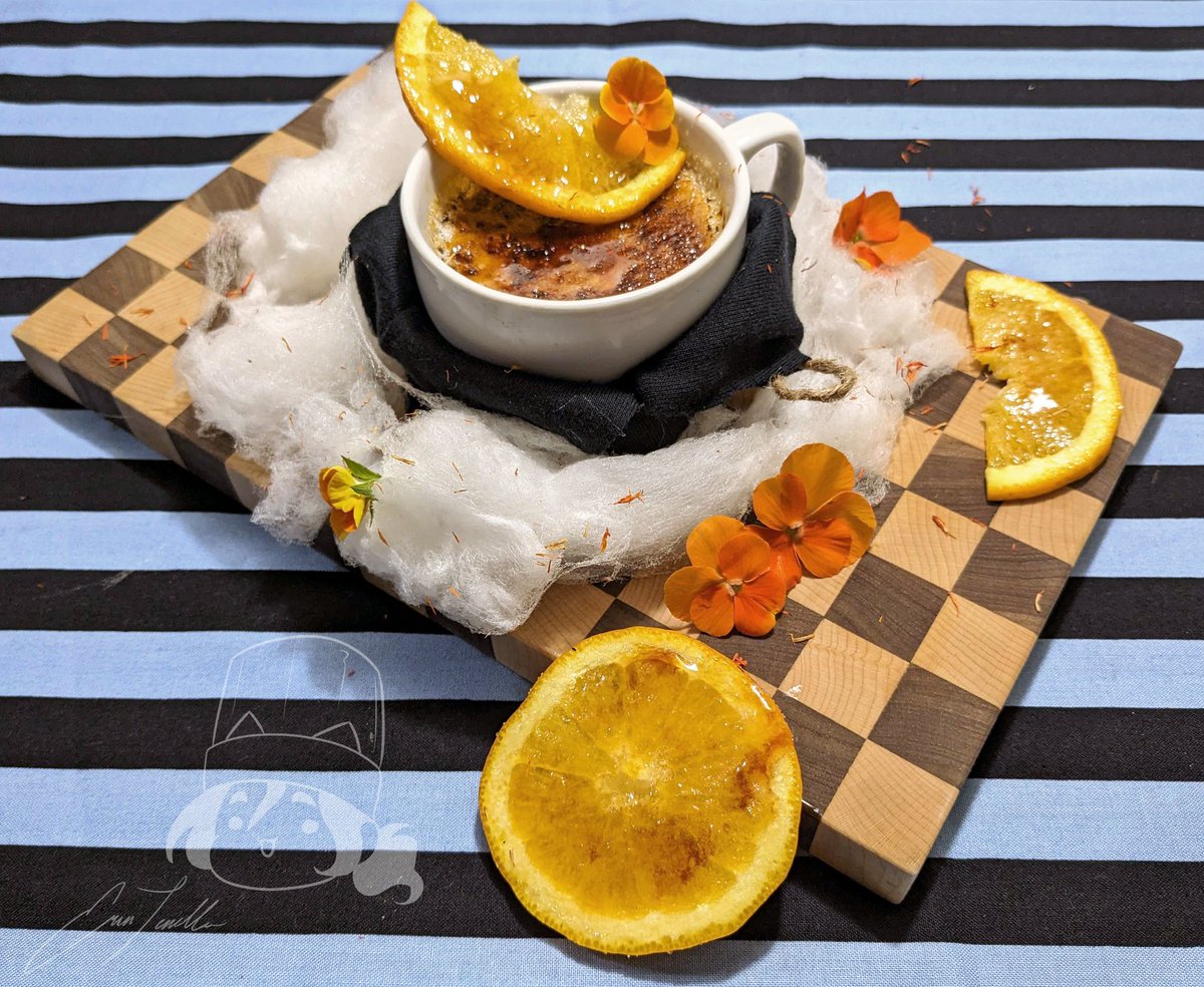 <a href="/SplinterCityOCT/">Splinter City ⚙COMPLETE⚙</a> it's been a while...!

Here is my dessert for <a href="/OJeuce/">OJeuce</a>'s OC Noire, voice acted by the insanely awesome @J_Van_Doren. 

A coffee and orange Crème Brulee with cotton candy and sugar torched orange slices ahaha! 🍊