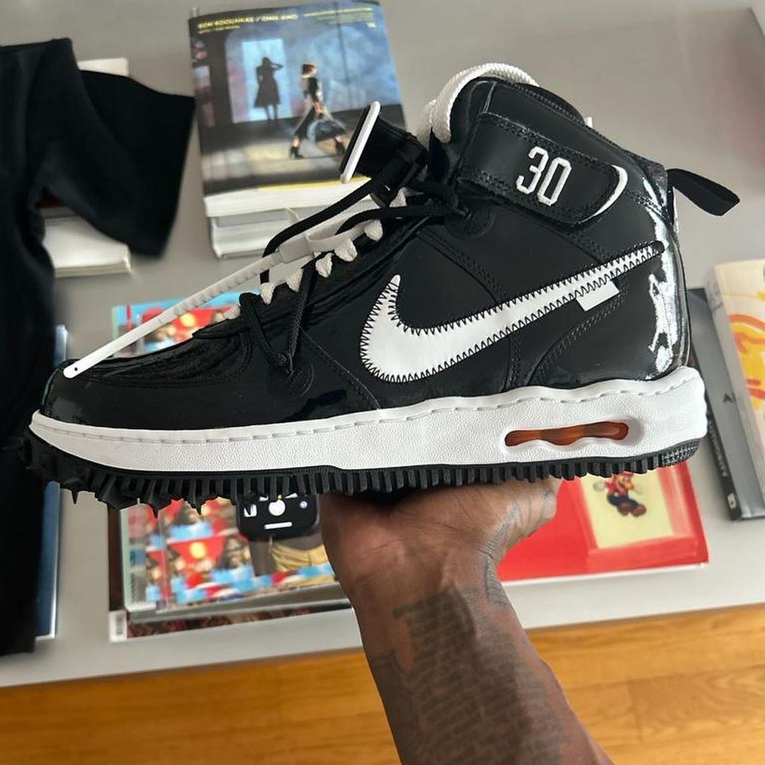 Off-White Nike Air Force 1 Mid Sheed Black White