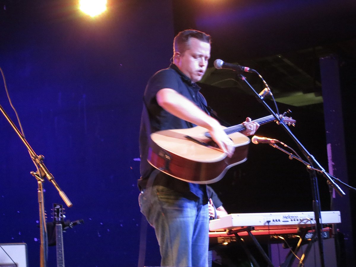 kathy7's tweet photo. Coincidentally ran across some old photos and video we took in Lexington, KY , Buster’s aka Manchester Music Hall. Was our first of many shows. Thurs, Aug 22, 2013. #jasonisbell #400unit #livemusic @JasonIsbell @SoutheasternRec @the400Unit https://t.co/oFCMVPTntx
