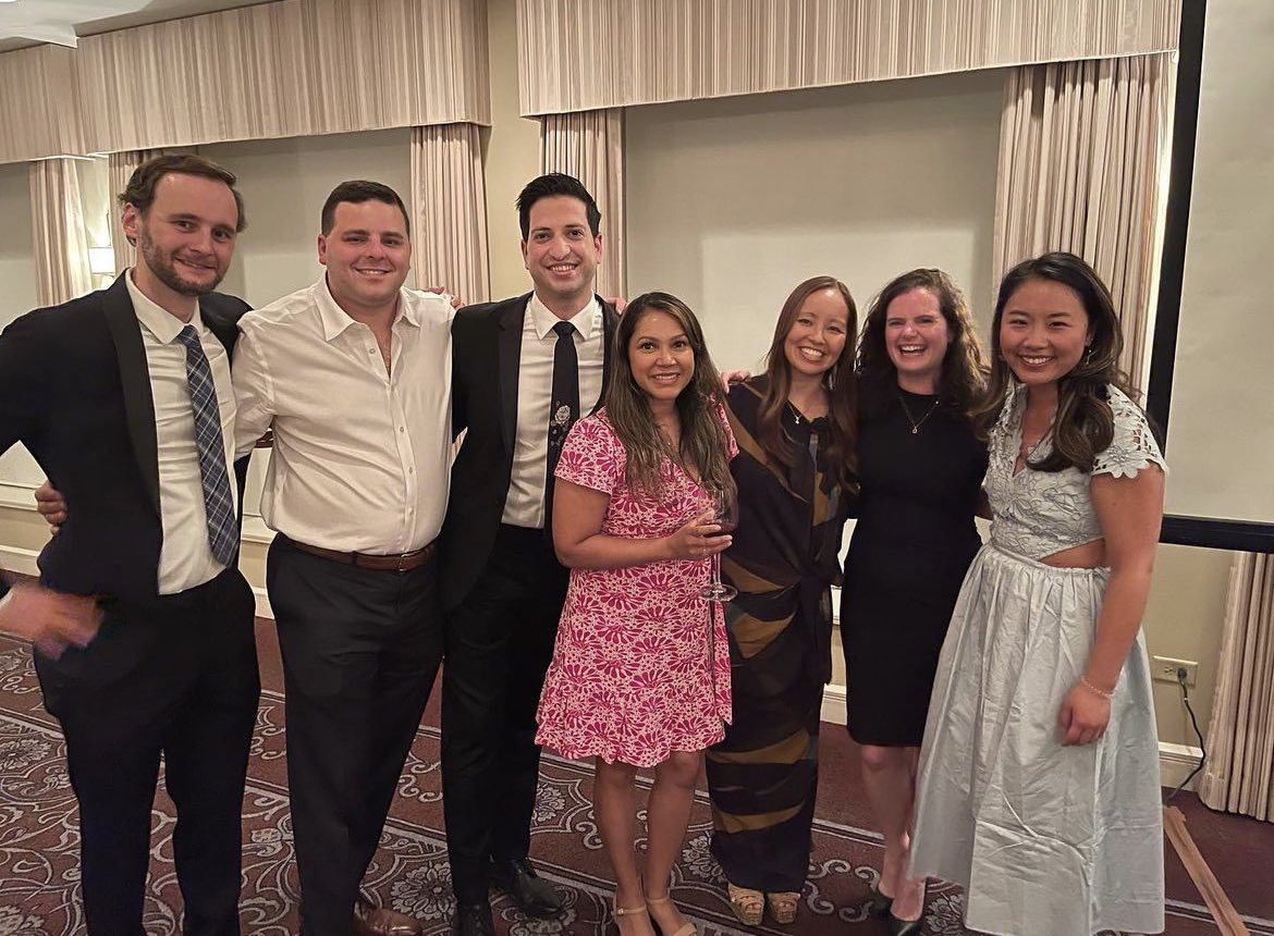 loyolasurg_dept's tweet image. Beautiful night for the graduating class @LoyolaSurgery. We wish this wonderful class the best and look forward to their future successes!
@VivianGahtanMD @StevenD58706204 @manstadt @Do_mportalatin @HornorMD @Diya_Sabbagh @gwallermd @HirokoNakahama @xuanjiwangmd
1/2
